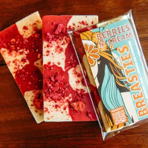 Berries n’ Cream Breasties Bar